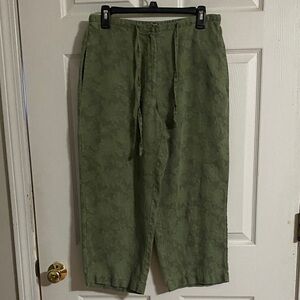L.L. Bean LL Green floral linen Capri Casual Pants 10 p